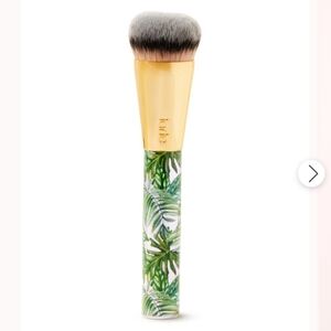 Tarte Foundcealer Brush for Foundation & Concealer Application NEW